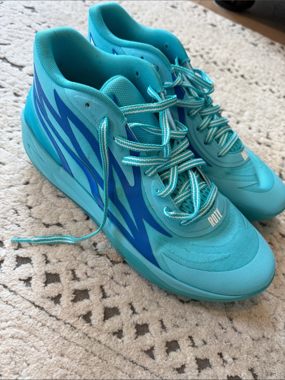 Puma Women’s Turquoise and Navy Athletic Sneakers